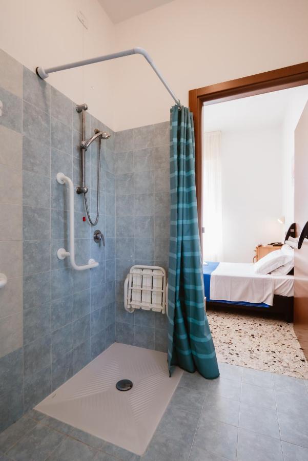 Hotel Villa Del Mare Senigallia Kültér fotó