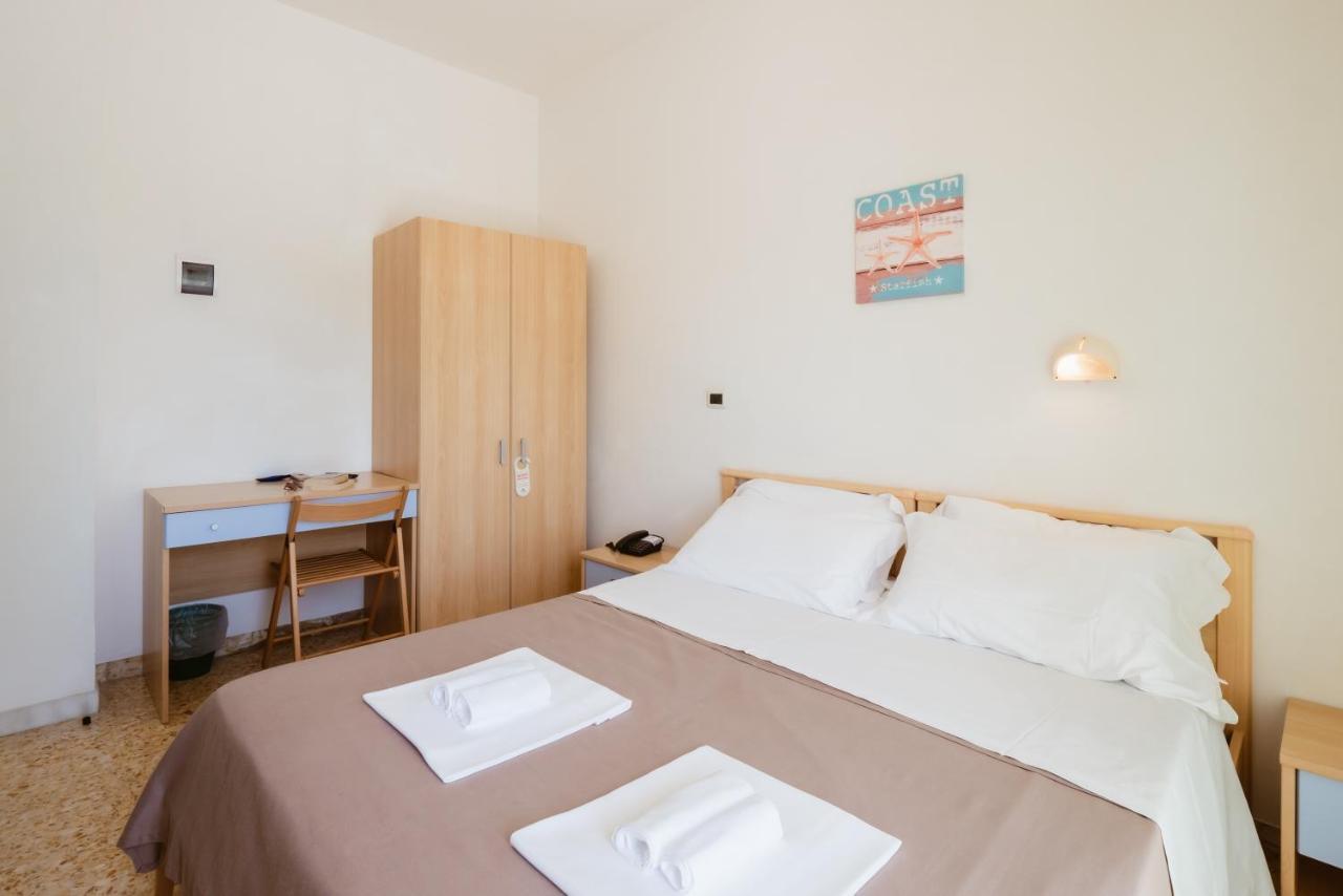 Hotel Villa Del Mare Senigallia Kültér fotó
